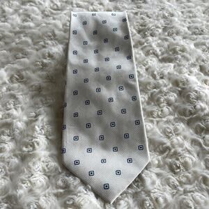 Pierre Cardin Paris Men’s Silk Tie Geometric Print Blue  White